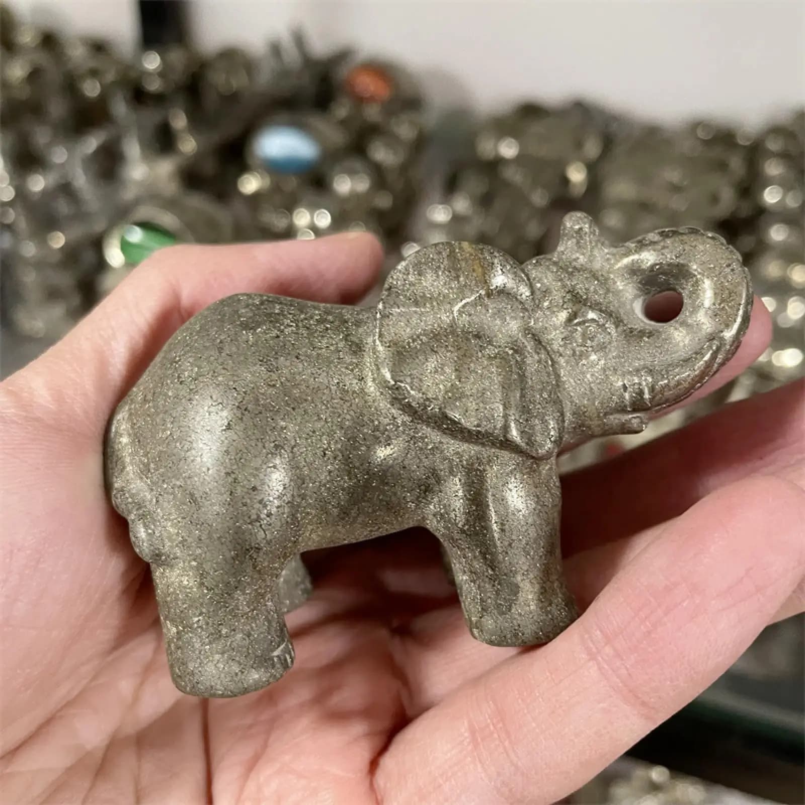 1pc Natural Chalcopyrite Elephant Hand Carved for Home Decoration, Holiday Gift, Crystal Collectibles