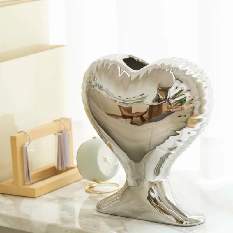 Lustrous Silver Heart Vase Art Ceramic Hydroponic Planter with Floating Balloon Accents Modern Entryway Decor for Romantic Home