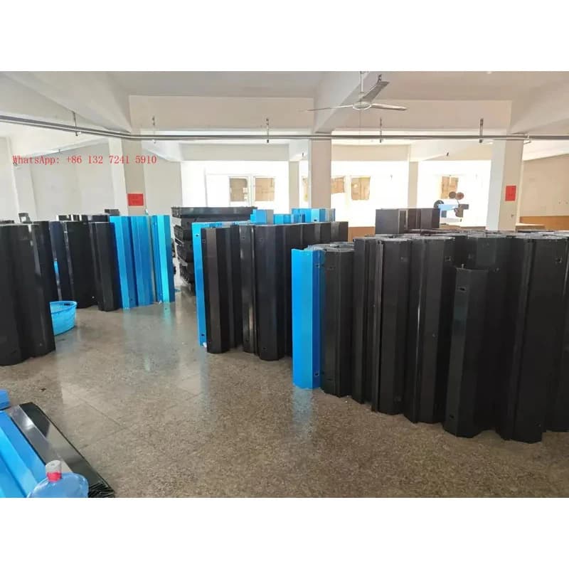 Hot-selling aluminum alloy pickup truck cover from the manufacturer, suitable for 2024 pickup trucks, manually retractable, with
