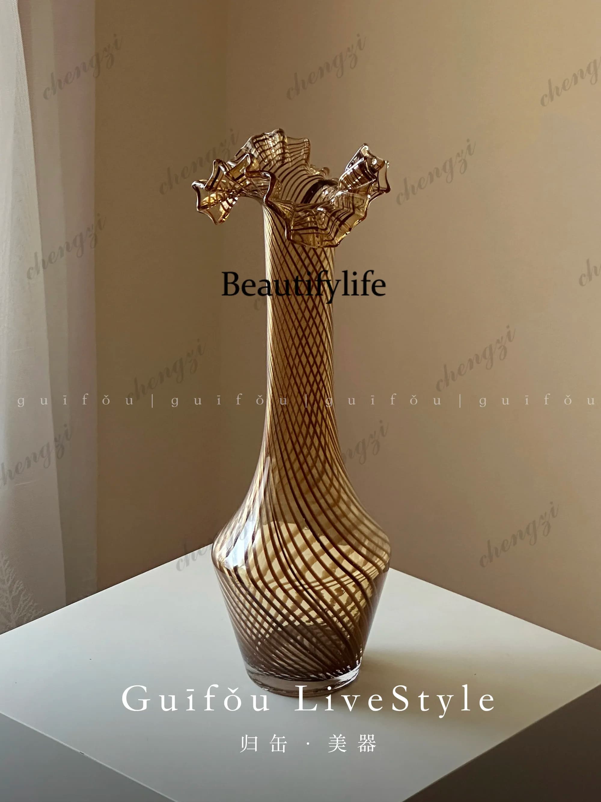 Medieval style niche art design sense large floor-to-ceiling high glass vase