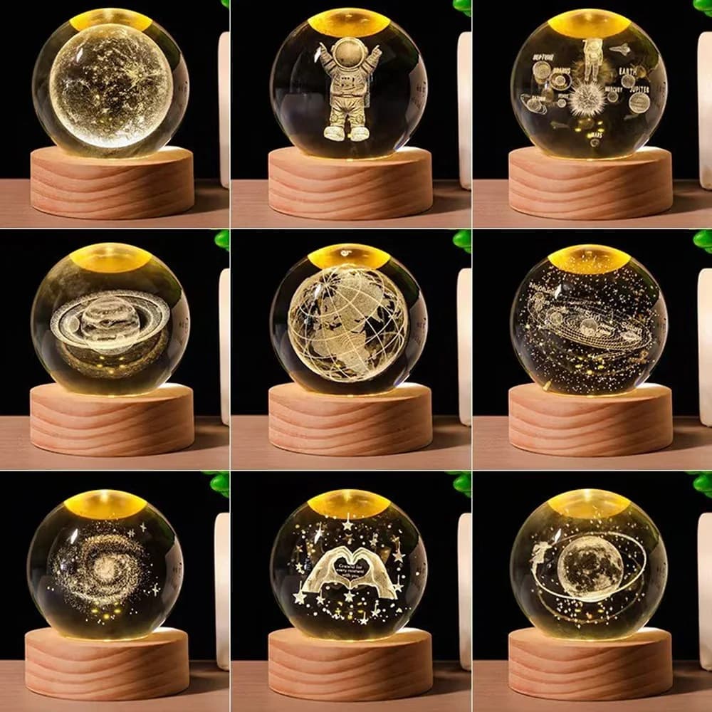Crystal Ball Night Light 3D Galaxy Solar System Planet Glass Sphere Warm Light Circular Wooden Light Base Festival Gift Decor