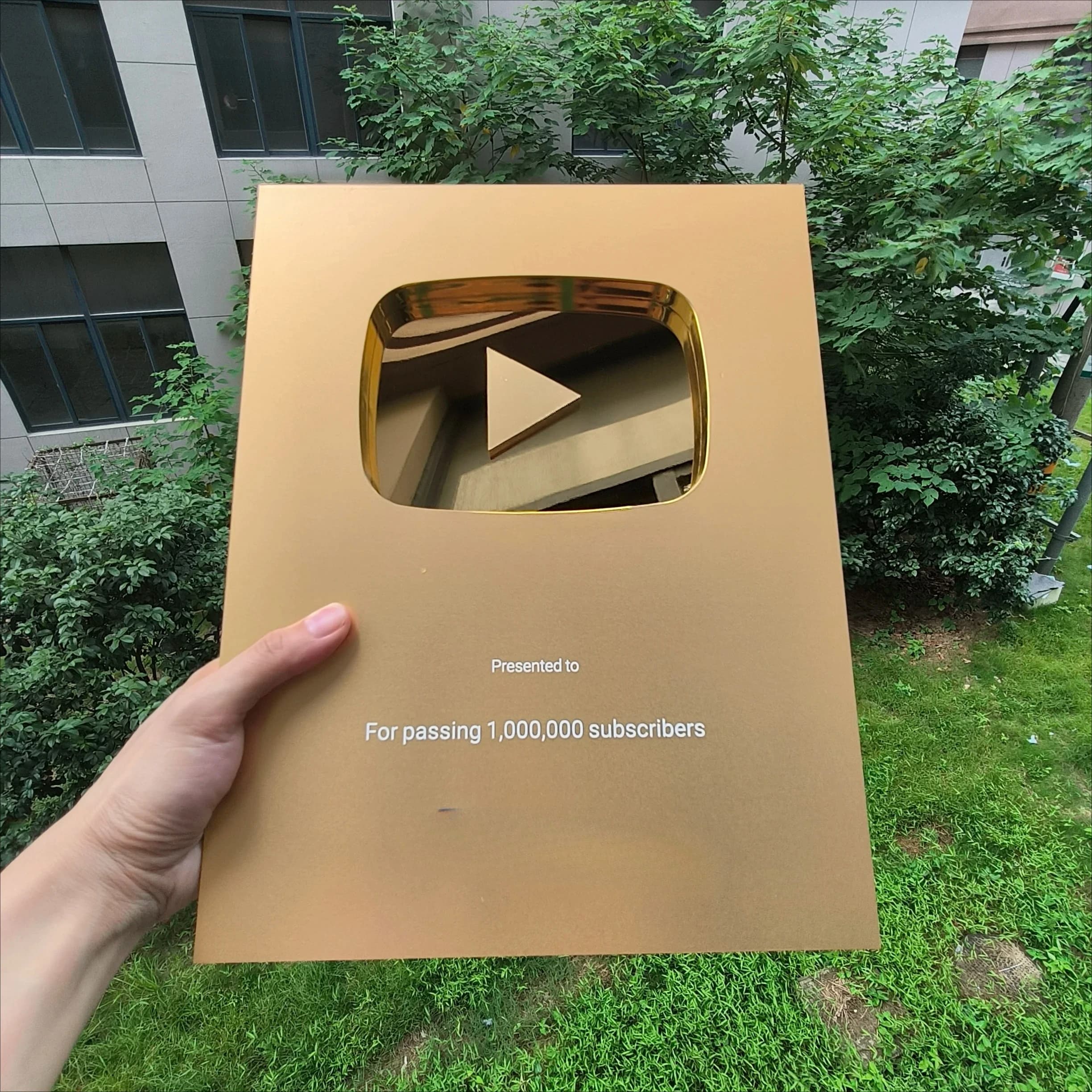 Gold Customized Name YouTube Play Button Award Plaque,custom YouTube Award