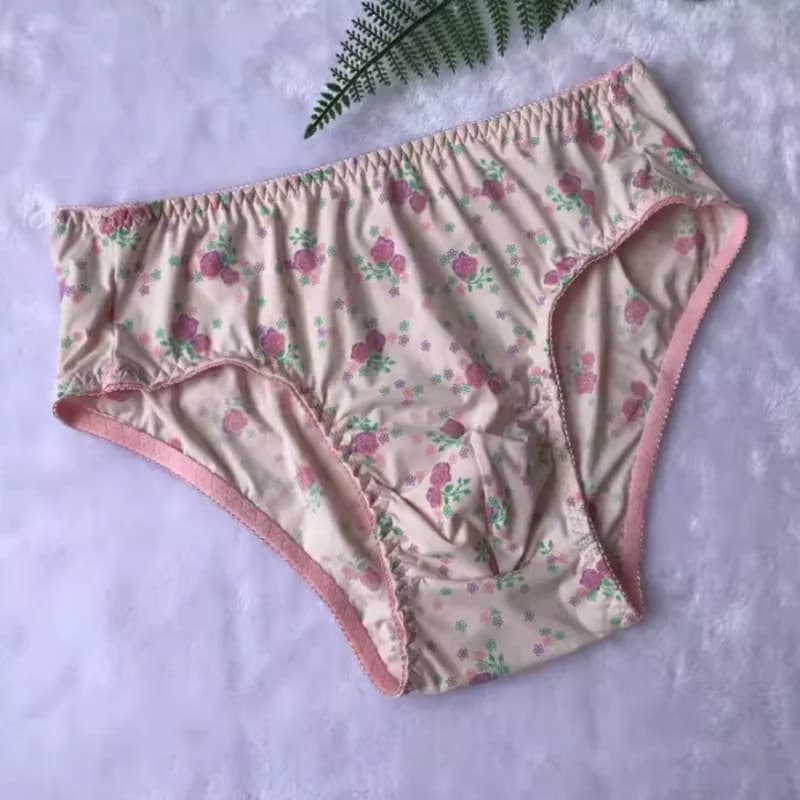 Men Sexy Elastic Printed Skin-friendly Fabric Feminine Underwear Smooth Soft Breathable Briefs LGBQ Private Party Roleplay Gift