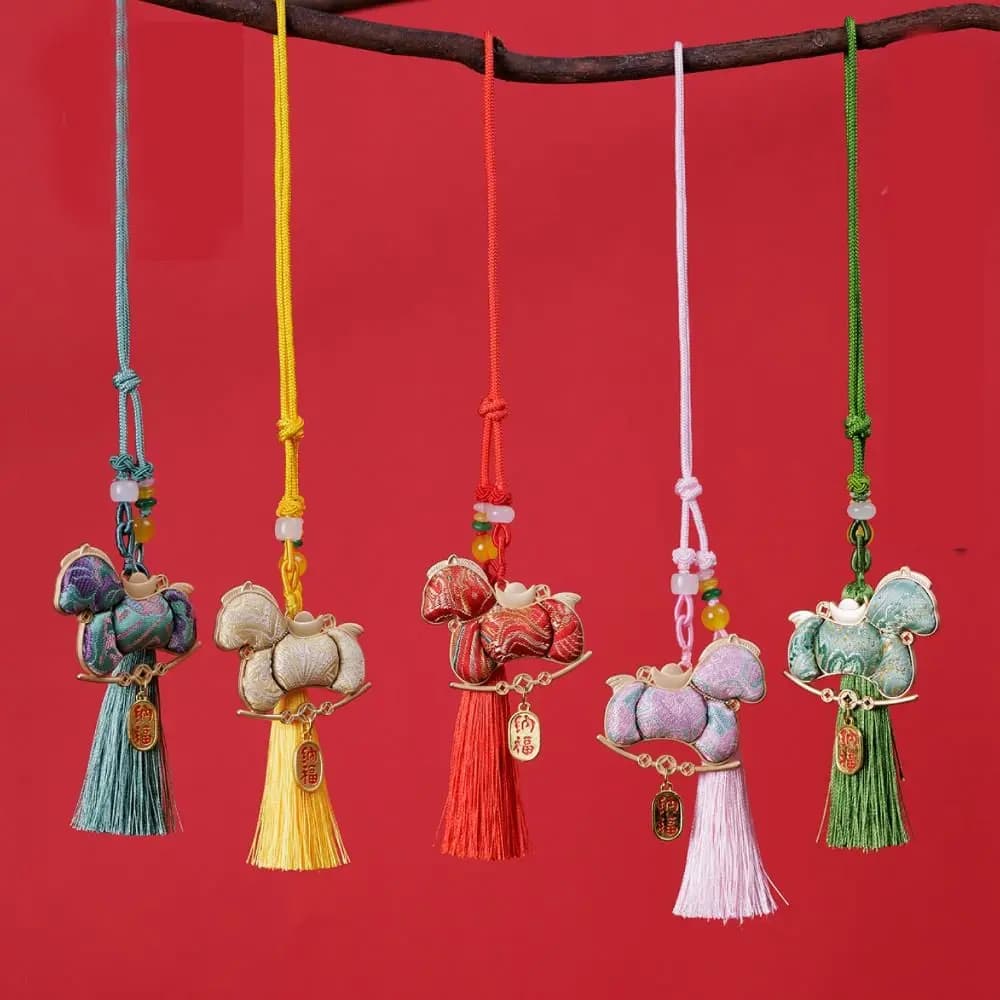 Chinese Style Pony Embroidered Pendant Brocade Satin New Year Horse Pendant Keychain Zodiac Mascot Horse Hanging Decoration