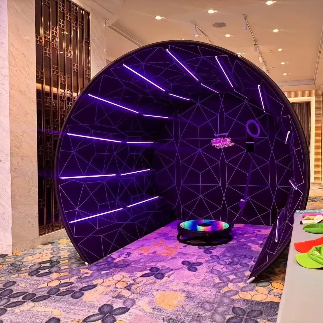 Wholesale Customized Photo Booth  Circular Backdrop Wedding Party Enclosures  Half  Circle 360 Photo Booth