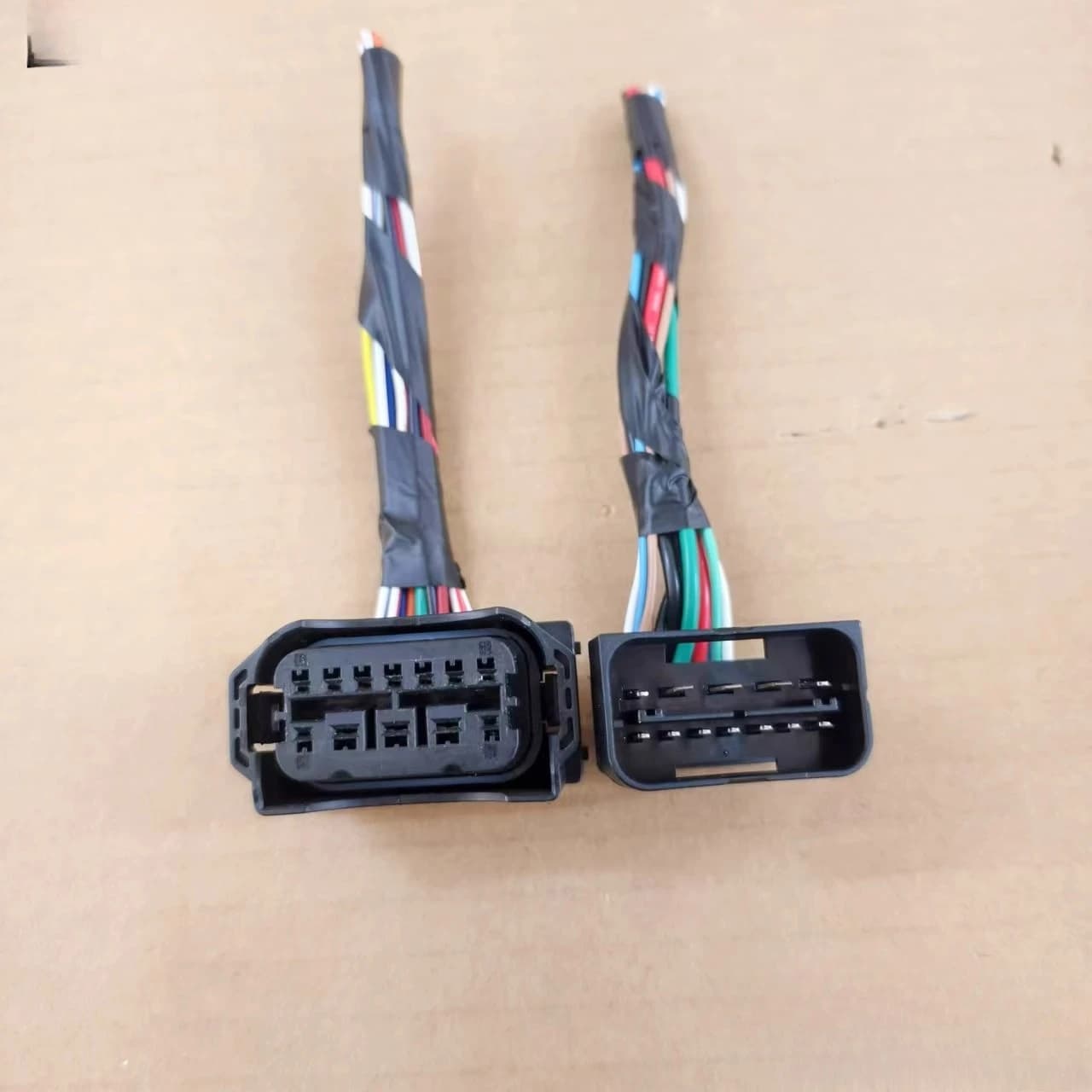 1pcs For BMW Headlight Plug Socket