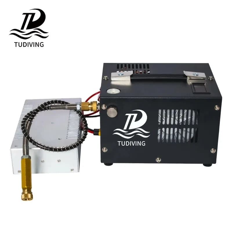 TUDIVING ODM High Quality 300bar 4500psi 12V Water-oil Separator 110V 220V     A Fast Inflator Diving PCP Paintball Air Compress