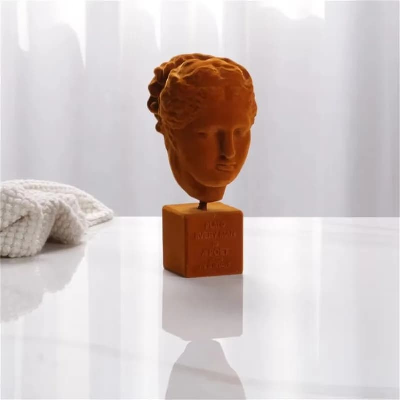 New Design Flocked Sculpture Resin Living Creative Sculpture Home Decoration
