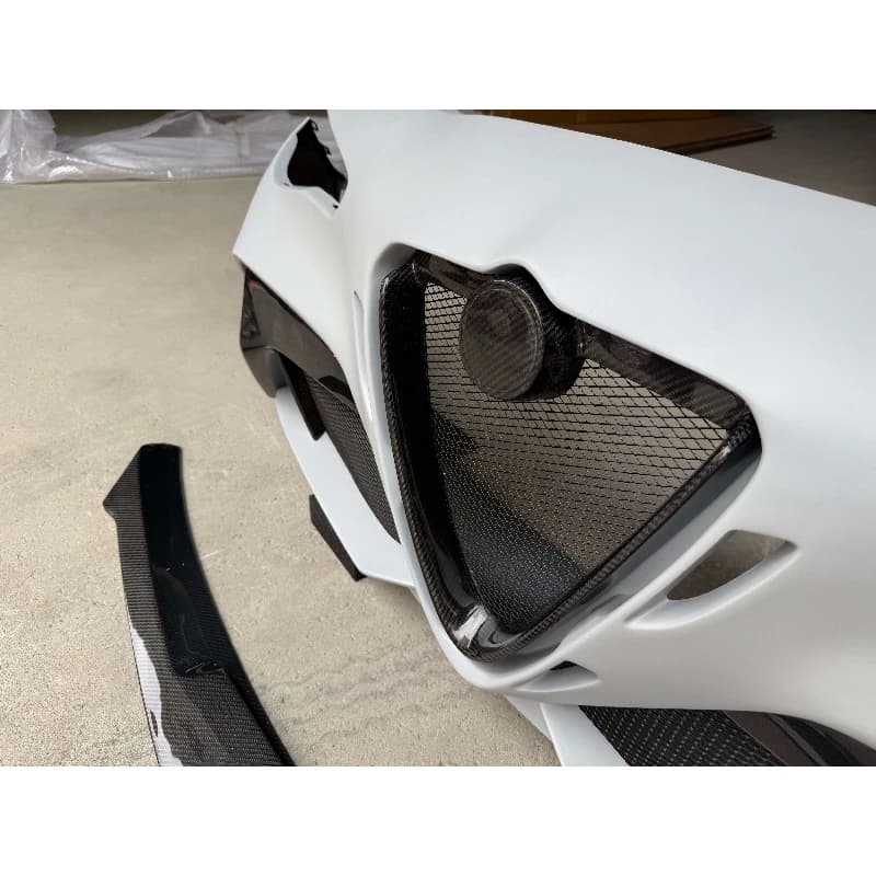 Carbon Fiber Front Bumper Fit for Giulia 2016-2023 Upgrade to GTAM Quadrifoglio Style Exterior Modified Car Parts