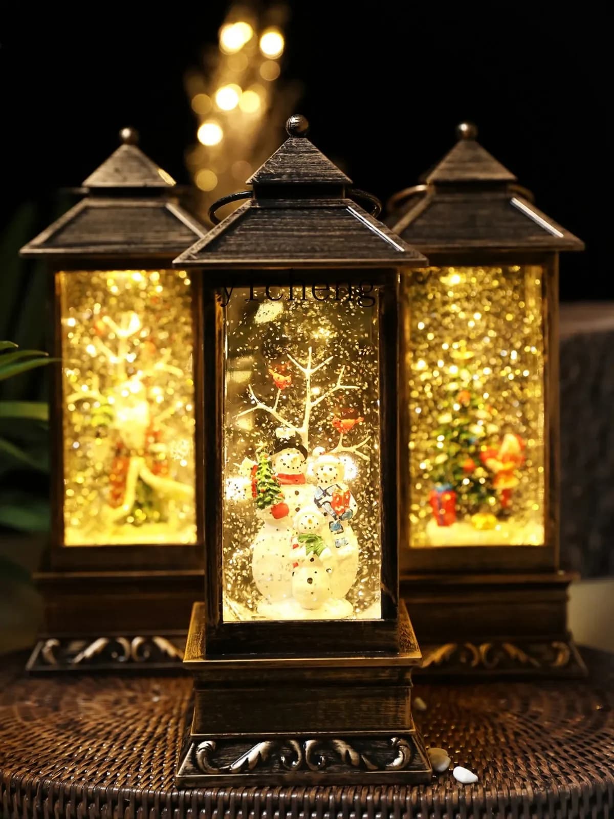 J3  Christmas carousel tree carousel snowflake music box gift