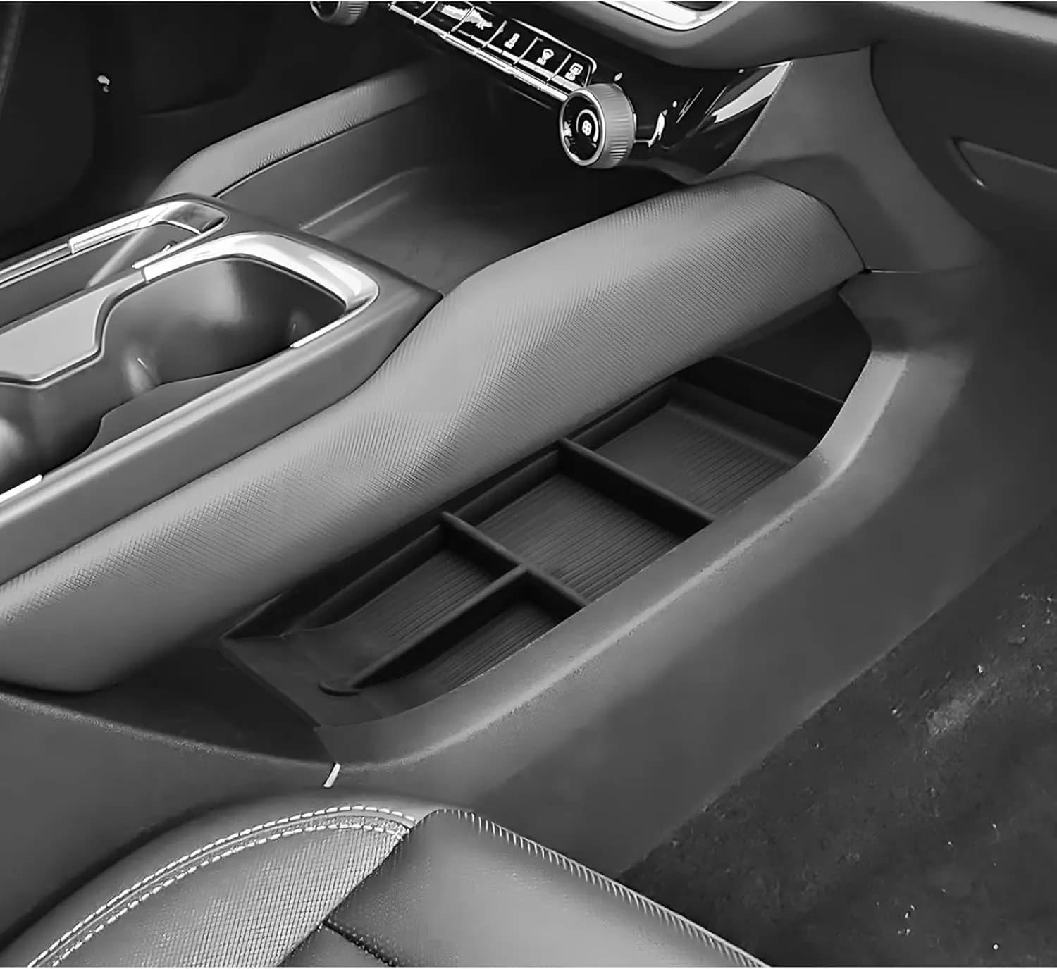 Lower Organizer Tray For 2024 2025 Chevrolet Equinox EV LT/RS Center Console Organizer Armrest Organizer Insert Tray Accessories