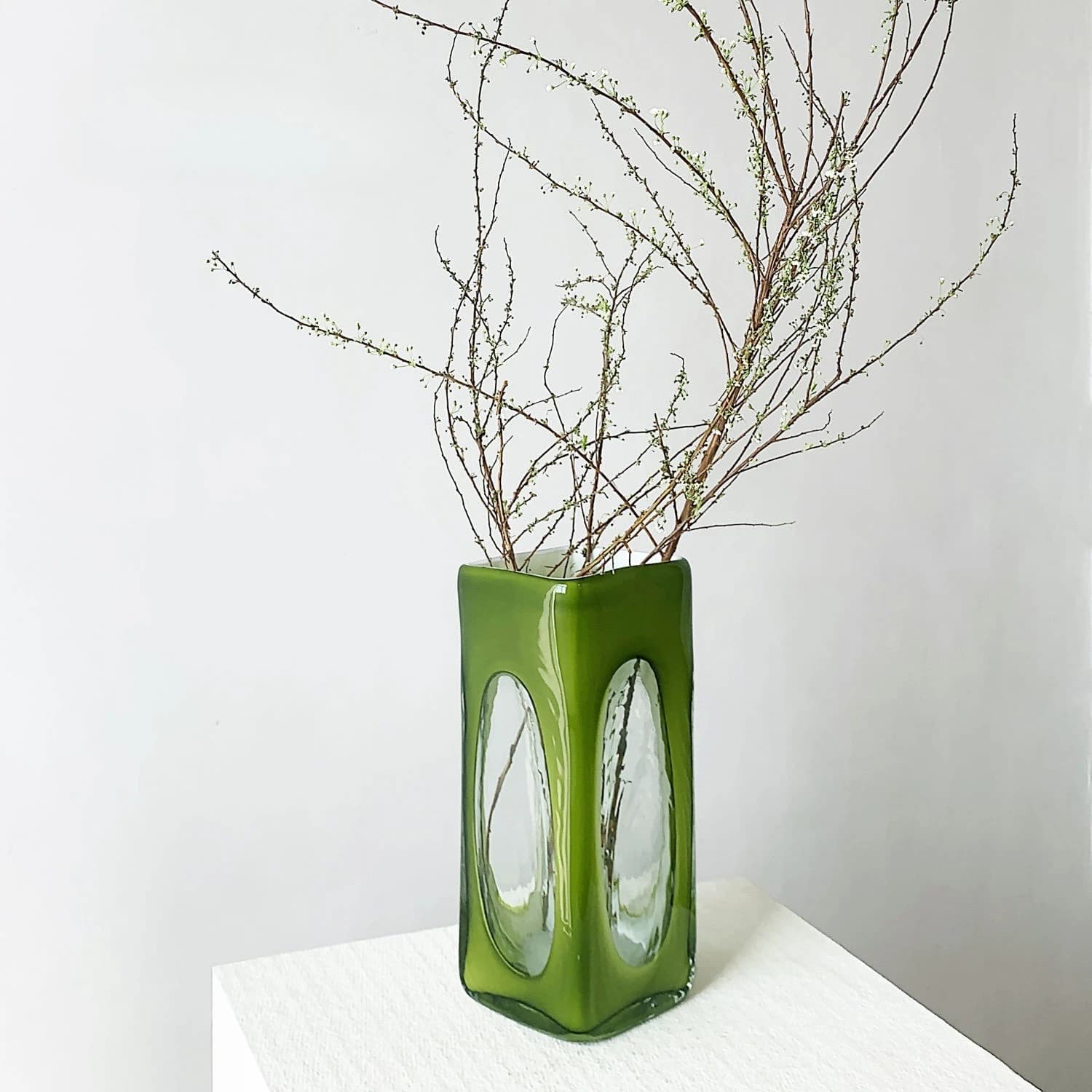 French Retro Antique Glass Vase Premium Feeling Living Room Decorative Ornament Hydroponic Flower Arrangement Creativity Utensil