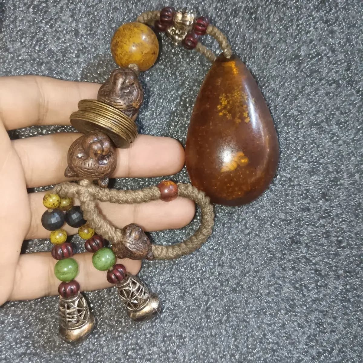 Antique collection boutique antique amber handle pendant blessing ornament, mellow pulp, good condition
