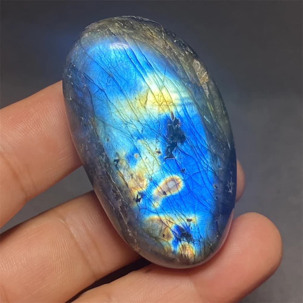 Natural Polished Labradorite Palm To Play Meditation Chakra Massage Gemstone Home Decor Gift