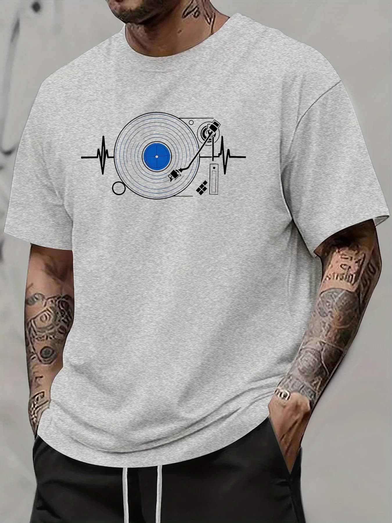Unique Turntable Vinyl Record Heartbeat Graphic design-100% cotton summer O-neck short sleeve casual printed men's T-shirt.