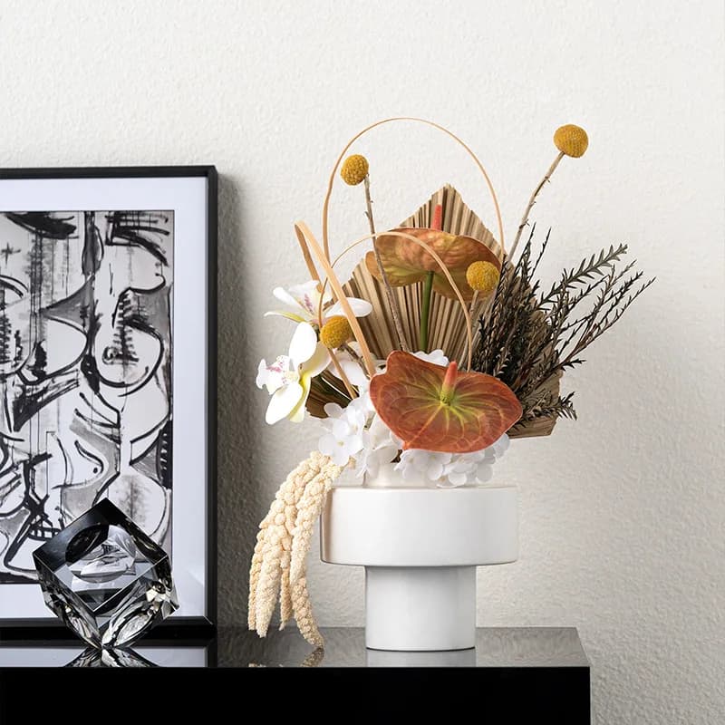 Yjq high-end marble medieval simulated flower art natural stone flower ware high-end decoration ornament