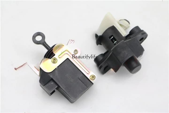 Adapted to the trunk opener The new remote control rear cover cylinder lock body central control execution locker
