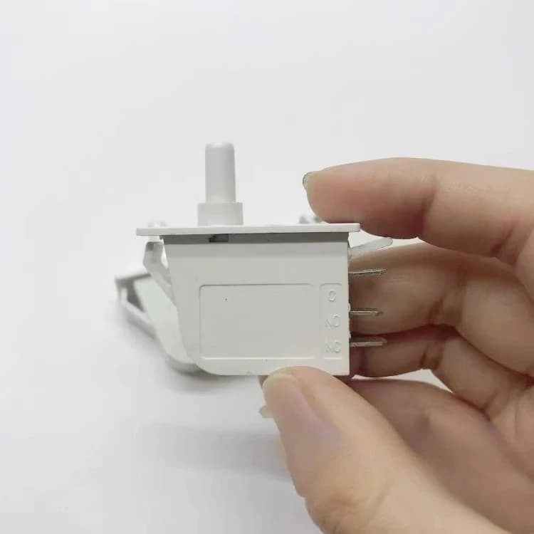 Refrigerators doors controls switch 250V-0.5A 3-pins inserts accessories