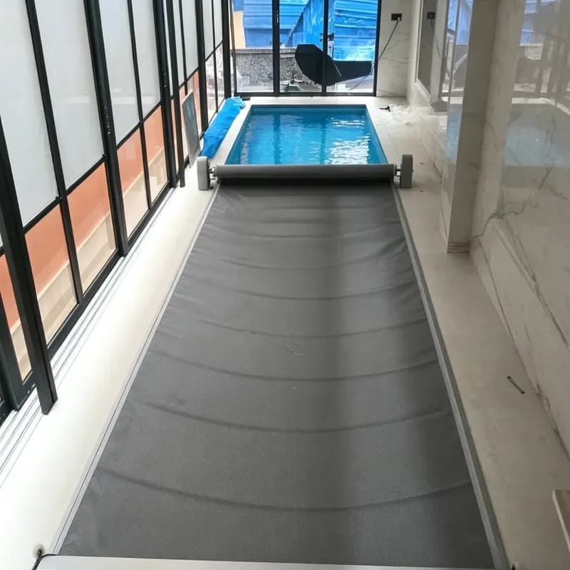 Effort Saving Manual Pool Safety Cover Automatic Roller Swimming Pool Safety Net Cover for In-Ground Outdoor Pools