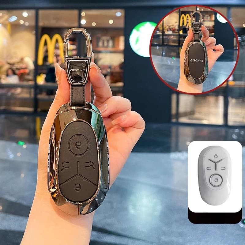 Zinc Alloy Car Key Case Cover Bag Chain Shell Protector Fob Holder for Geely Xingyuan EX2 UP 2025 2026 Accessories