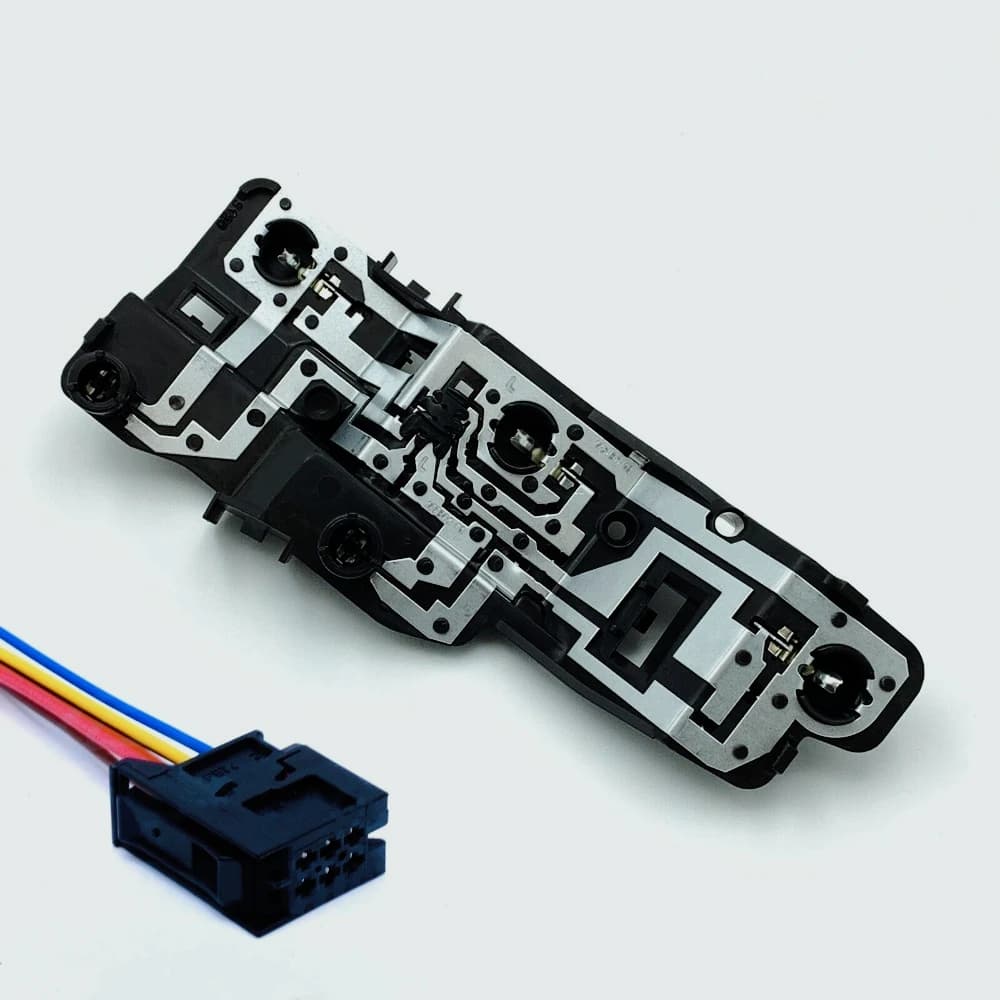 Para Audi A1 N/S lámpara trasera izquierda/recha soporte  bombilla y enchufe precableado 8X0 945 258 A, 6Q 0937702   Accesorios