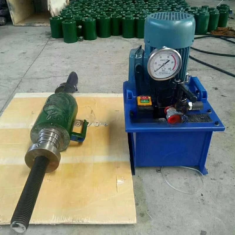 Construction machinery shaft sleeve press machine 70T flashlight integrated press sleeve machine, excavator maintenance tool