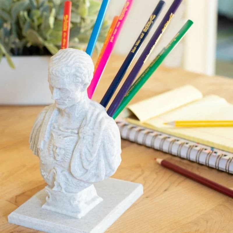 Creative character design, Caesar's desk, pen holder, storage ornament, office desk, pen holder