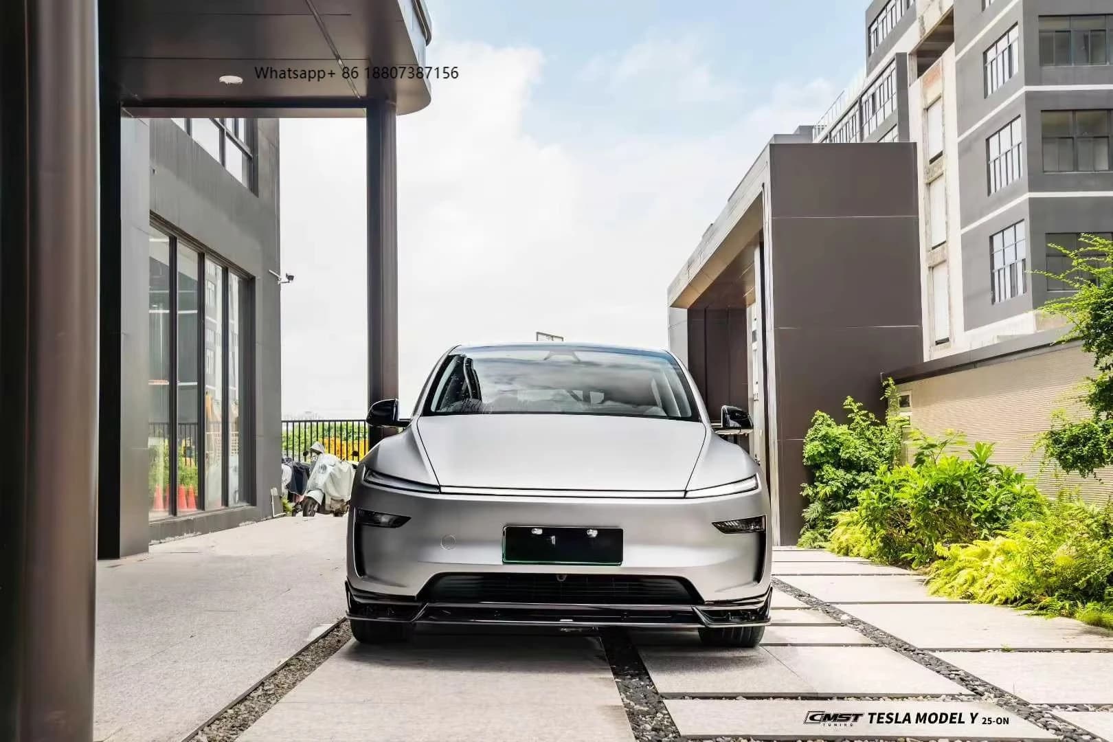 Gloss Black Body Kit forTesla Model Y 2025 Upgrade CMST Style Front Lip Rear Diffuser Side Skirts Tuning ABS Material Aerokit