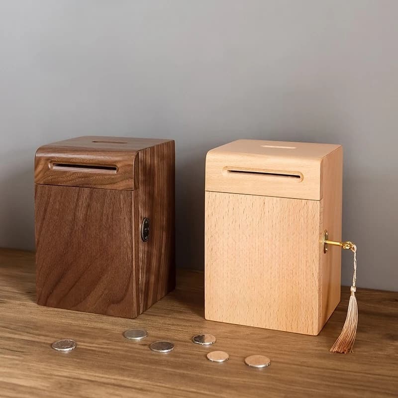 Adult and Children's Solid Wood Cash Boxes, Walnut Handmade Lockable Savings Boxes, Wooden Safety Coin Cans, Home Decor