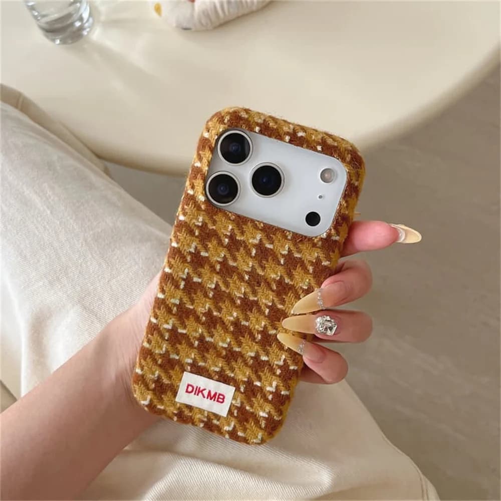 Korea Ins Fashion plush brown Rhombus Phone Case For iPhone 18 Pro 15 16 17 Pro Max Cover Shockproof Soft Cute Cases