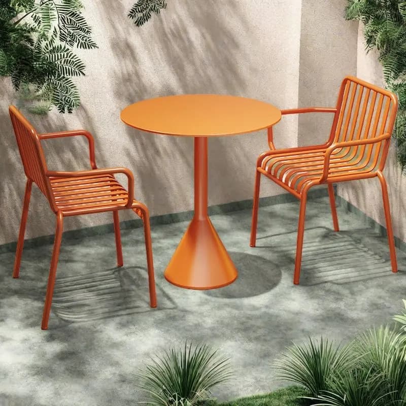 Durable Outdoor Terrace Modern Colored Metal Round Table Wrought Iron 4 Chairs Hotel Bistro Table Set