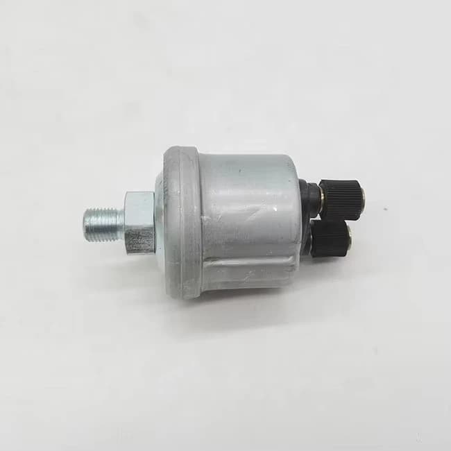 DL08 DE12 BS106 engine oil pressure sensor 65.27441-7009 65.274417009 oil pressure switch
