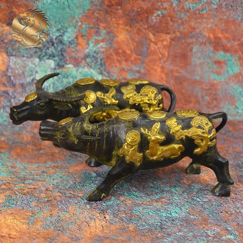 All-brass, gold-plated water buffalo home decor, a lucky buffalo ornament for the entrance hall, a copper buffalo gift and decor