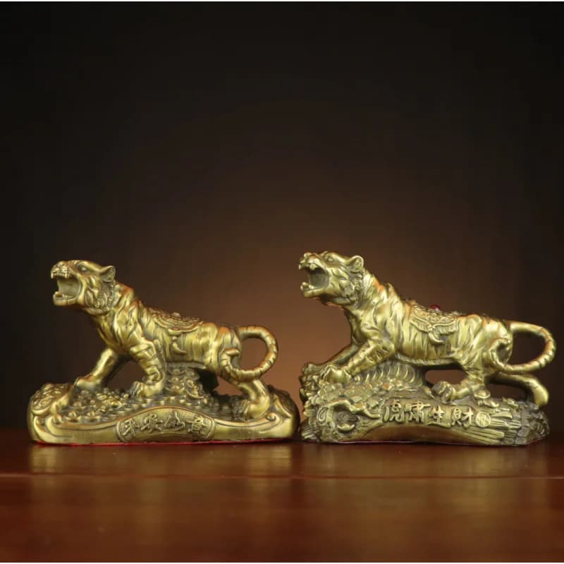 All-copper , roaring to bring wealth, zodiac climbing the mountain, auspicious and peaceful tiger, home, shop,