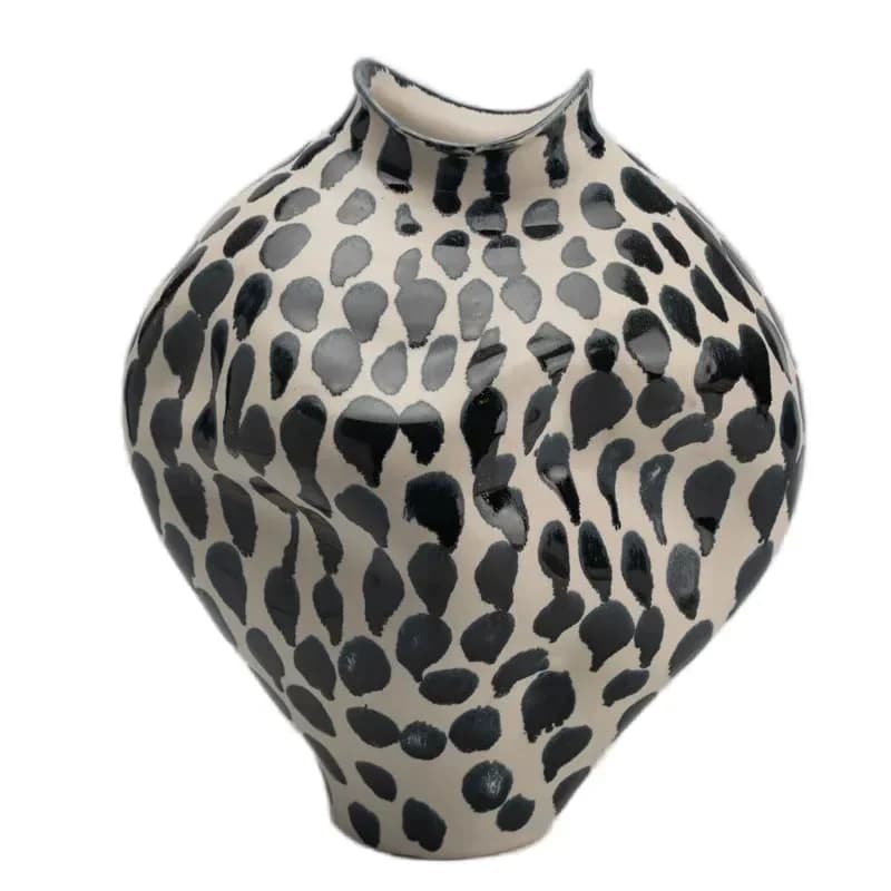 medieval Jingdezhen ceramic vase, creative home high-end flower device decorative ornament