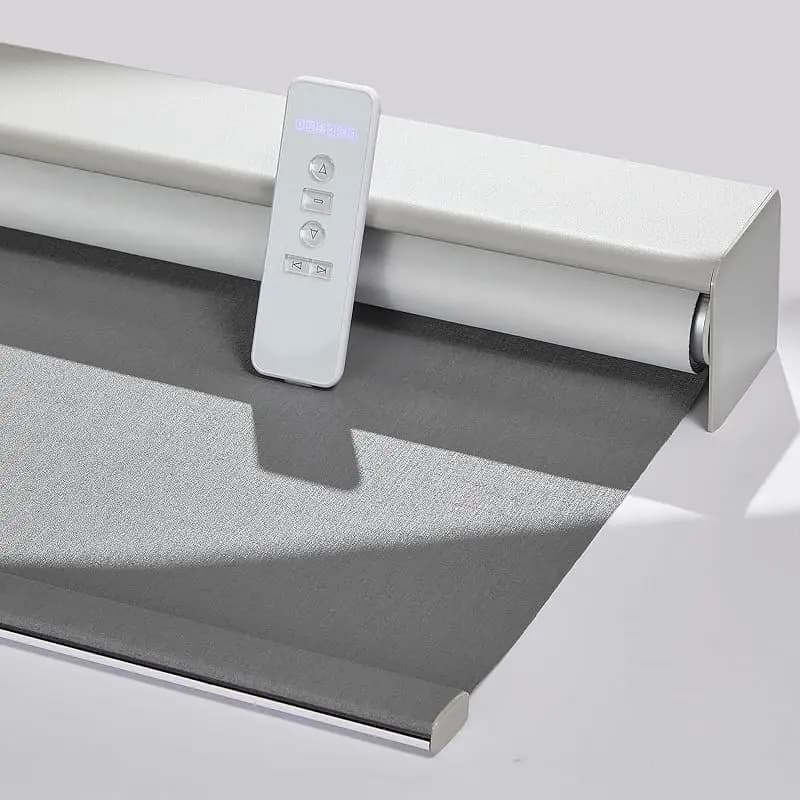Professional Customized Square Valance100% Blackout Zigbee Motor Intelligent Device Motorized Roller Blinds For Home Windows