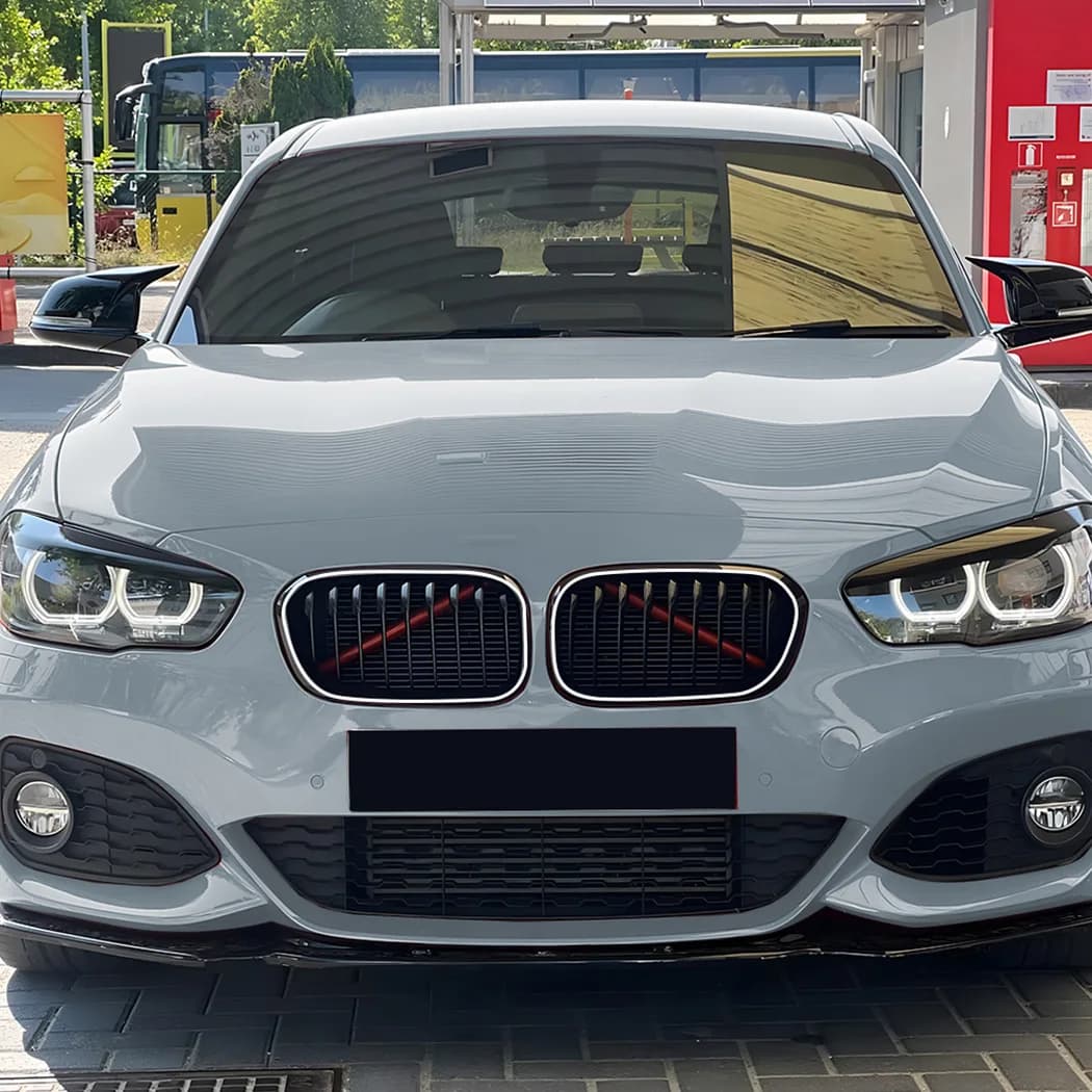 For BMW 1 Series Bmw F20 F21 LCI LED 2015-2019 Double Line Vertical Bar Middle Net Grille Modification