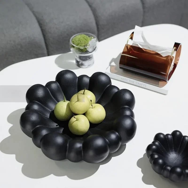 Modern Luxury Decorative Ornaments Home Cloud-shaped Resin Fruit Bowl Model Room Hotel Simple Personality Cream Wind Tray