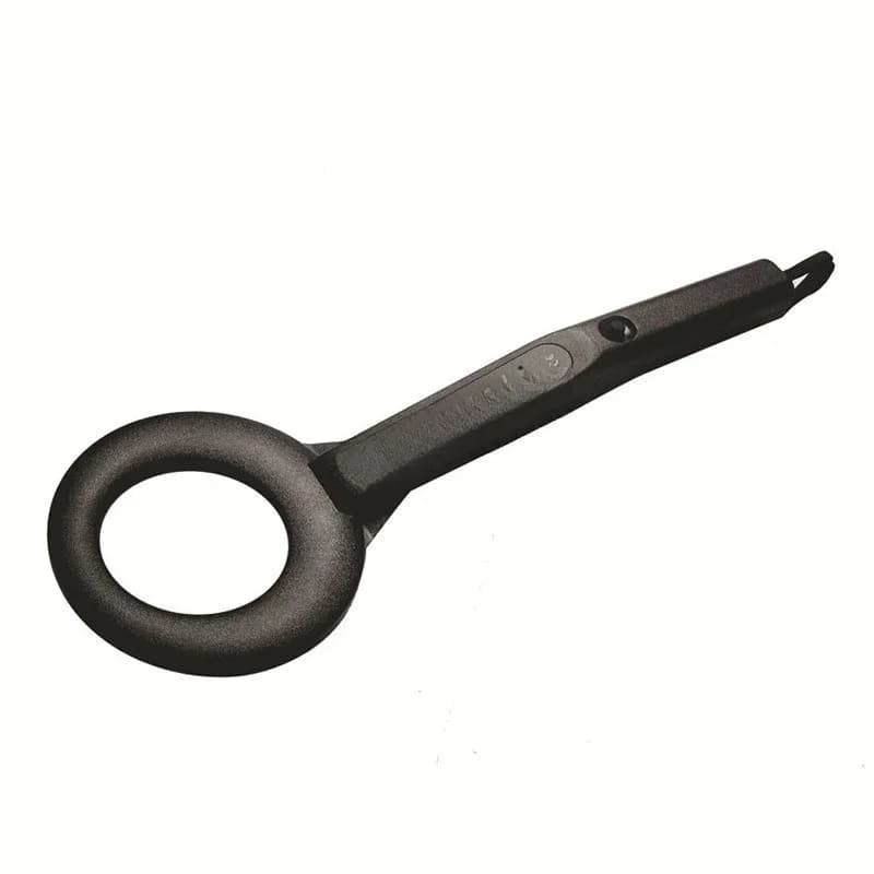 Metal detector with high sensitivity