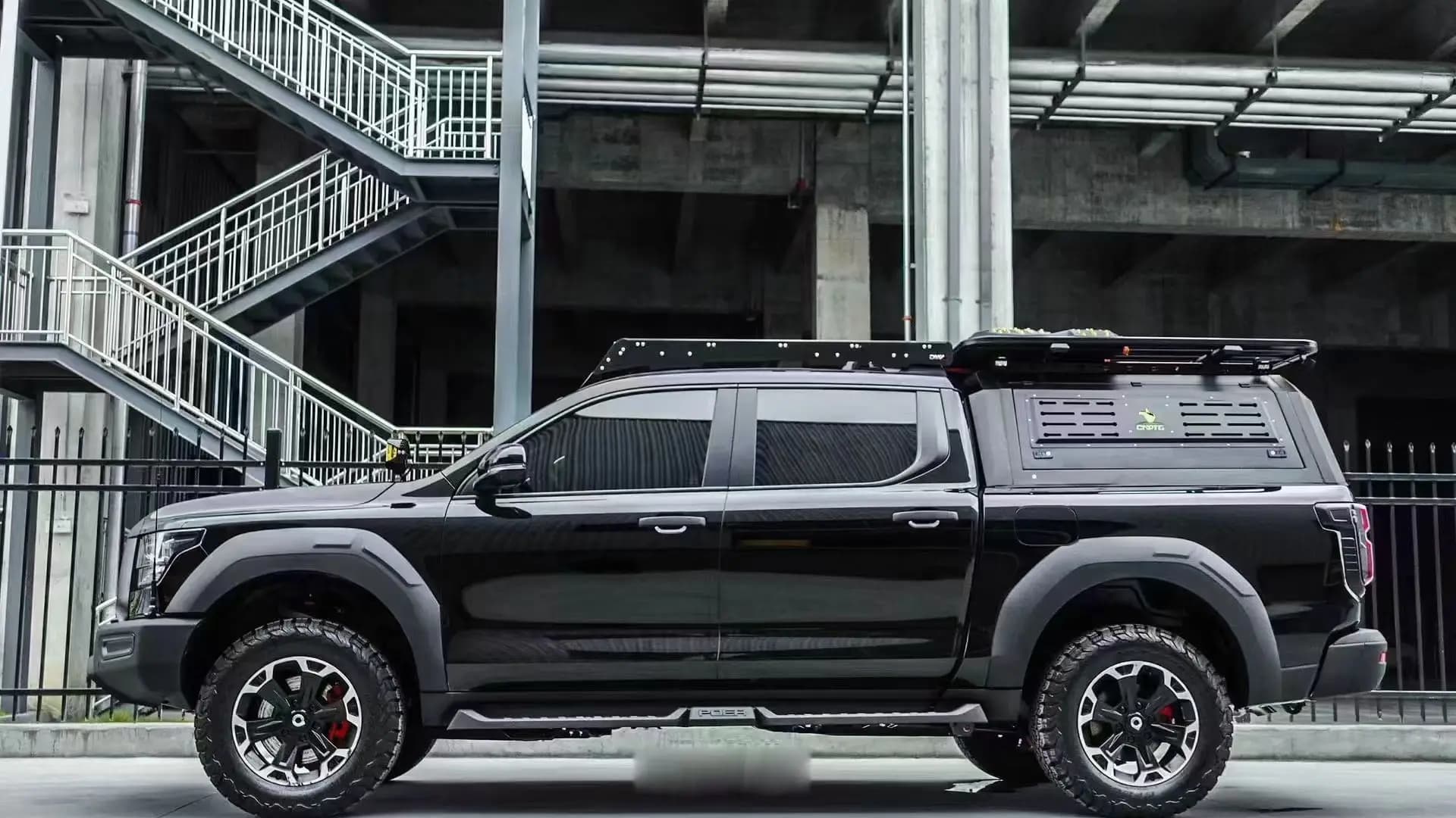 Wholesale  Pickup Truck  Hard Top Topper Camper Aluminum Alloy  Pickup Truck Cargo Box for All Off-road Pickup Trucks