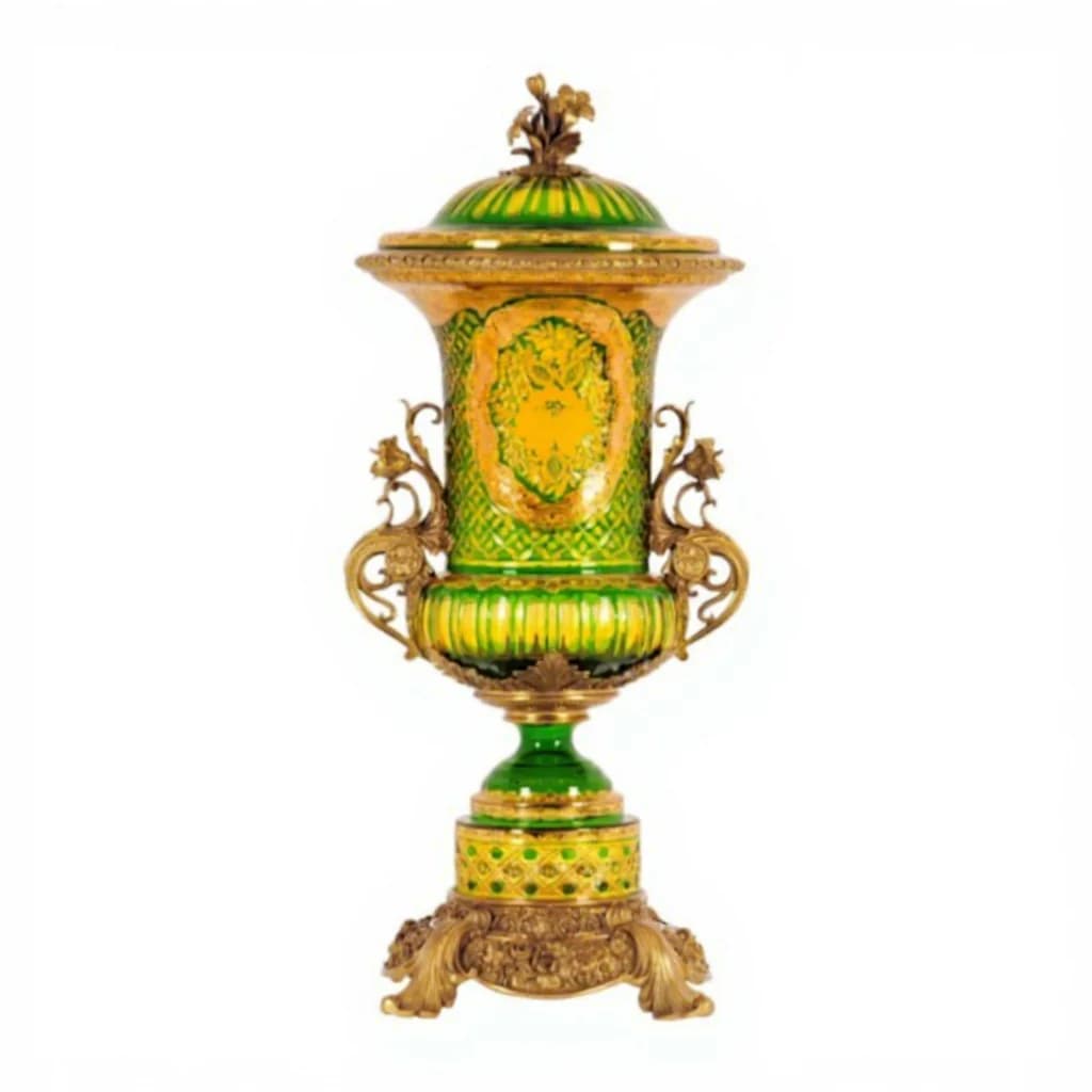 &c European Court French Noble Floor Imported Copper and Color Stained Glass Cover Altar Desktop Ornaments