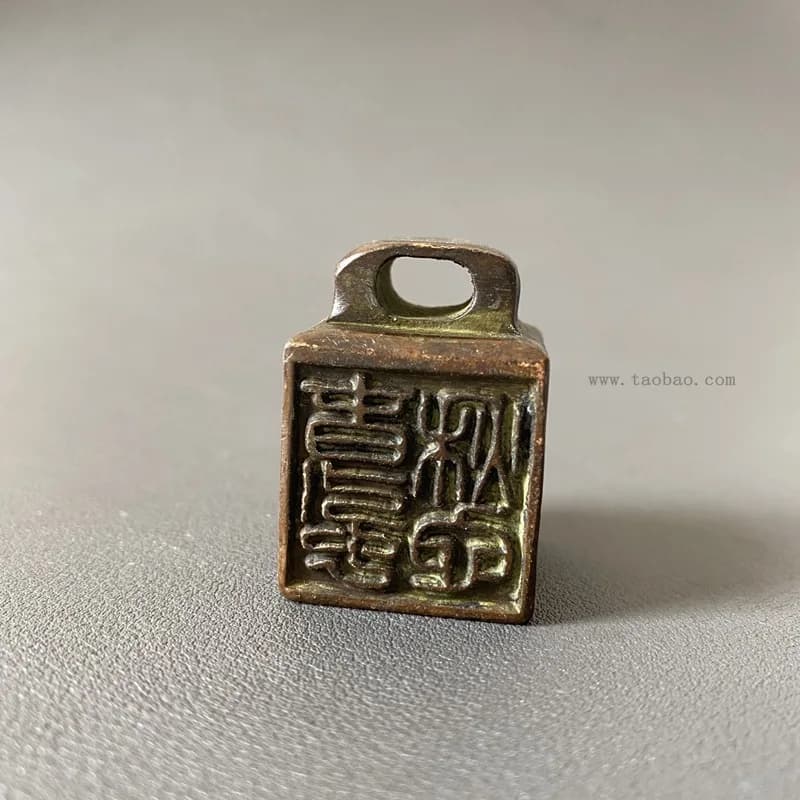 Five-sided alloy weight for study and office, seal supplies, calligraphy paper press ornament