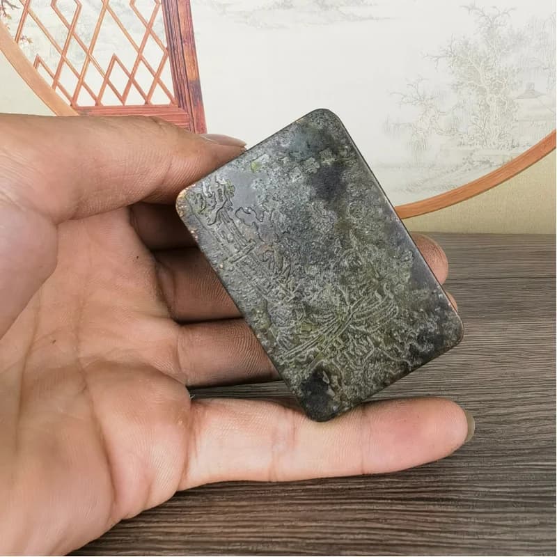 Old-shell patina square inkwell ornament, vintage cultural artifact for study desk, stationery four treasures decoration