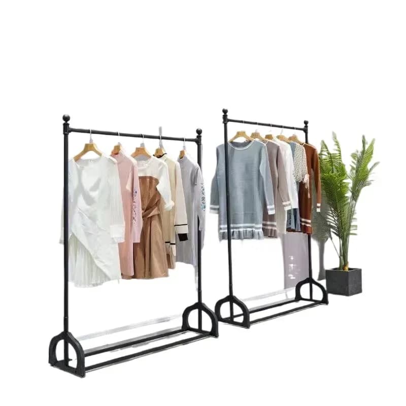 Clothing store displays double pole floor-to-ceiling vertical