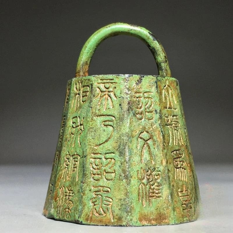 Vintage Ancient China Weight Bell Carved Ancient Chinese Seal Characters Office Desktop Calligraphy Writing Decor
