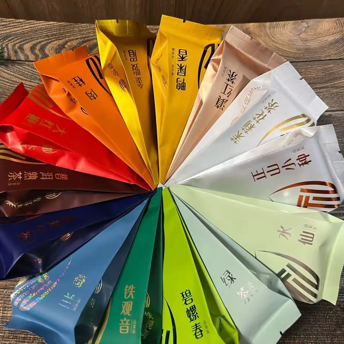 16pcs Various Famous Tea Set Colorful Bag Blacktea Green Oolong Jasmine Flower Aluminum Foil Bag Customizable Word Packaging Bag