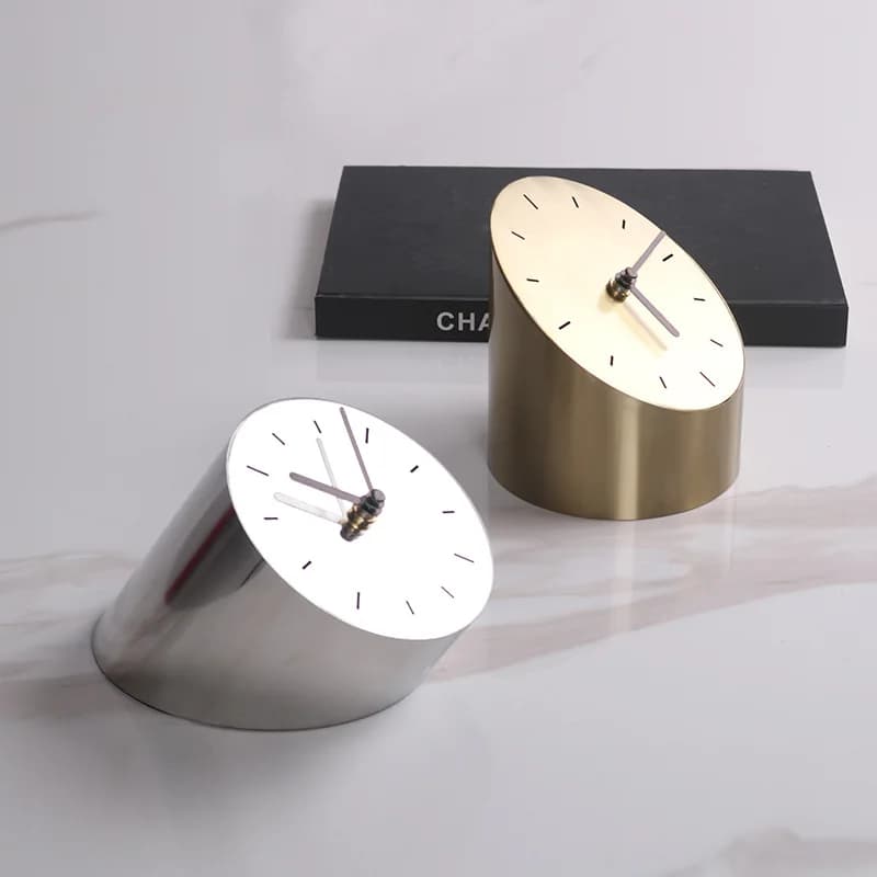 Luxury Mirrored Desk Clock Modern Elegant Table Clocks for Living Room Kids Bedroom Silent Timing Clock Study Office Decoration