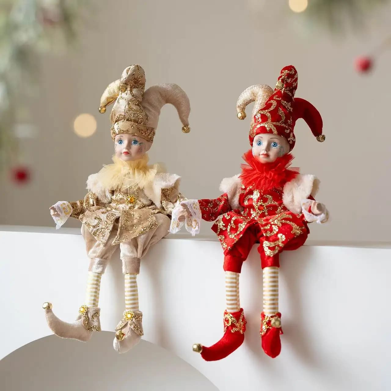 European Style Christmas Girls Ornaments for Home Office Decorations Creative Shakeable Elf Figurer Xmas Gifts Natal Decors