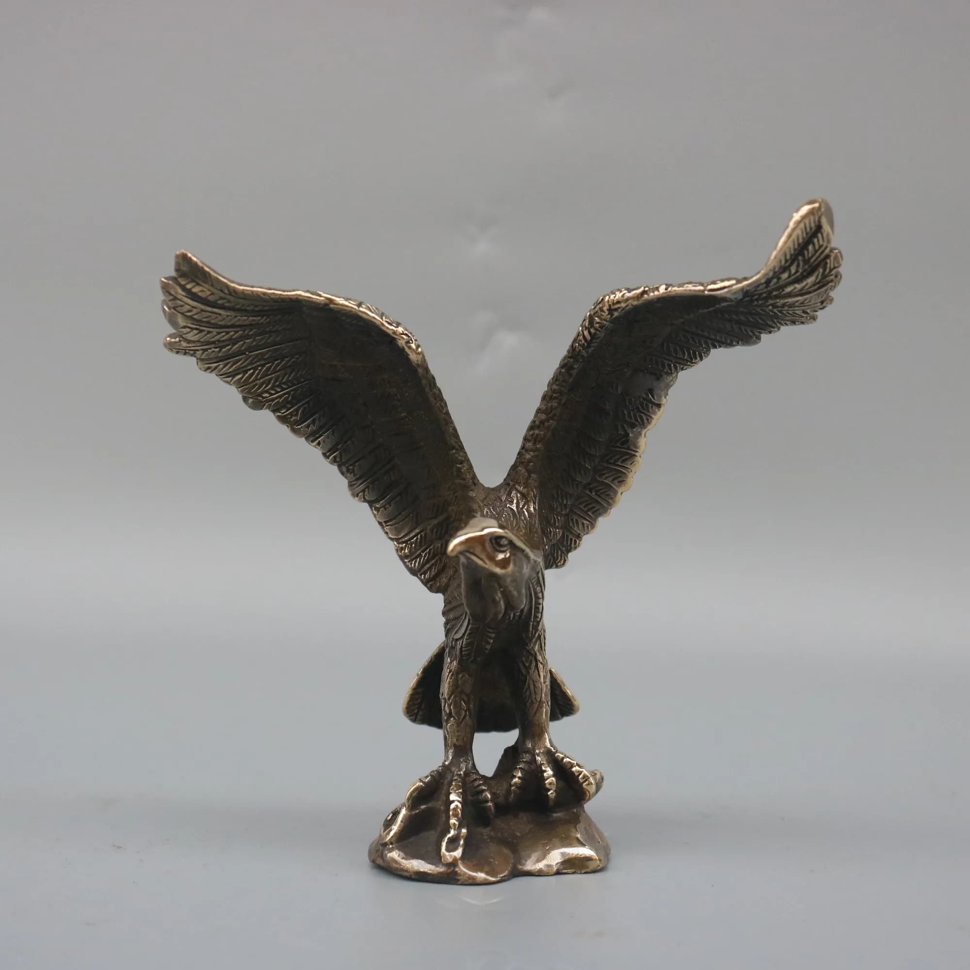 5"Tibetan Temple Collection Old Bronze Eagle Statue ride on the crest of Success Amass wealth Ornaments Town house Exorcism