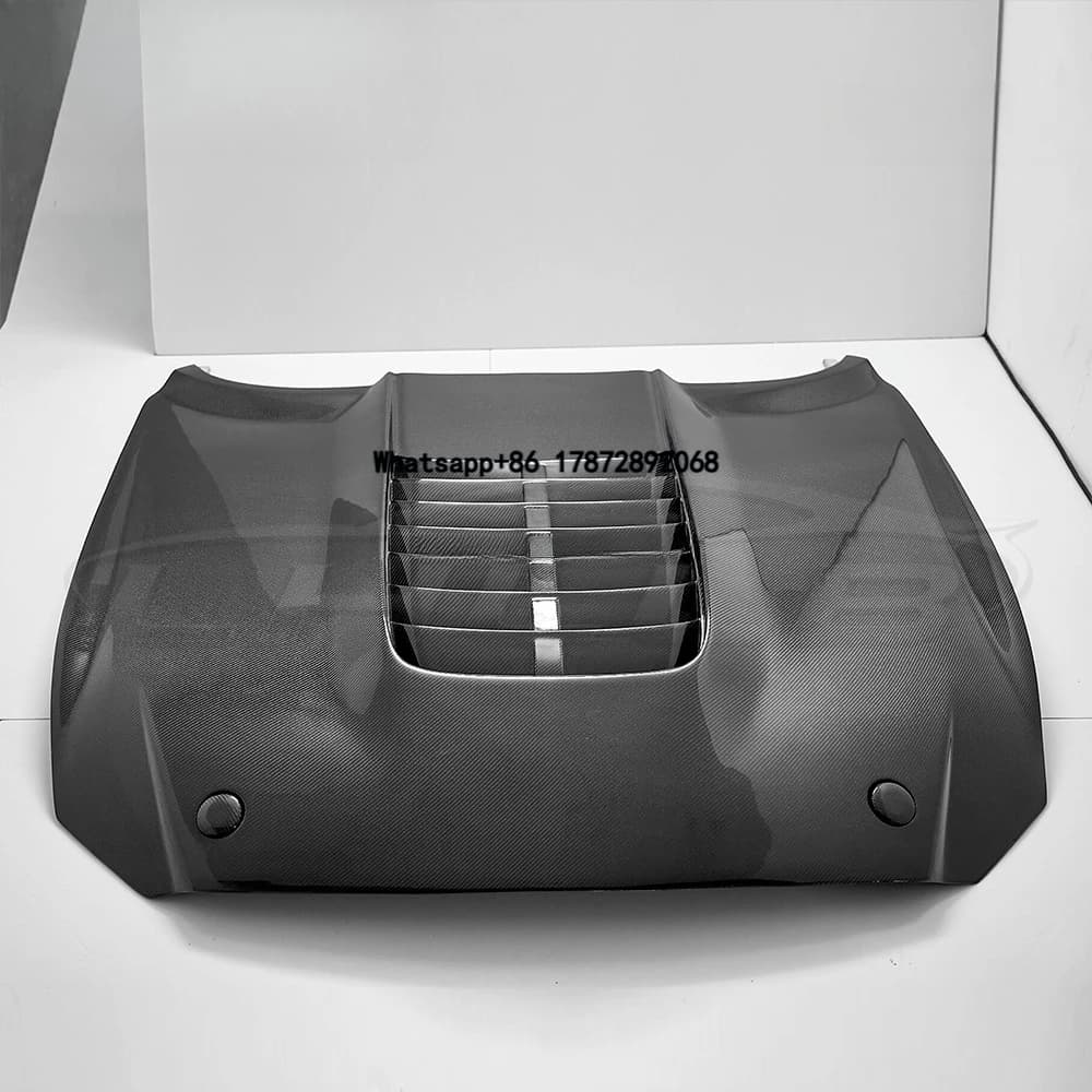 High-Quality GT500 Style Carbon Fiber Hood Suitable for 2018-2024 Mustang (S550 Facelift)